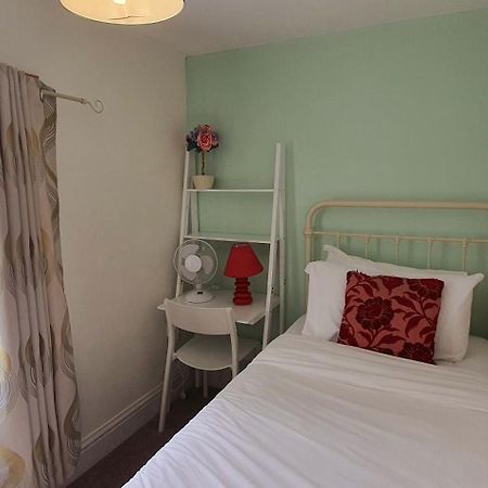 Grand Pier Guest House Brighton Exterior photo